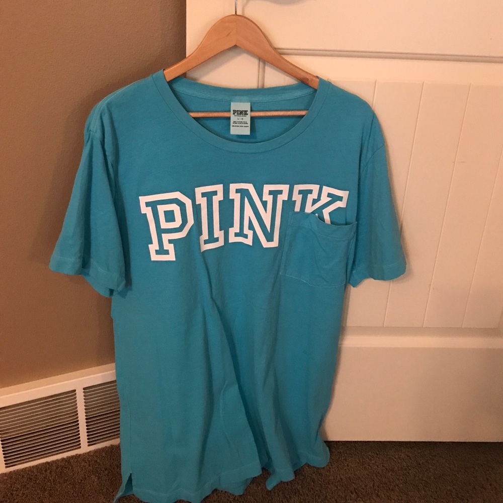 VS PINK T-shirt